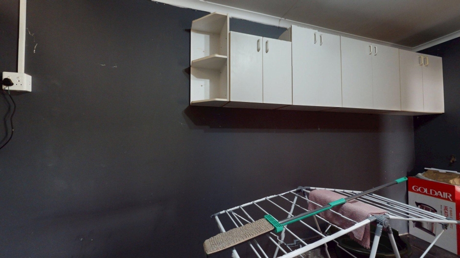 2 Bedroom Property for Sale in Algoa Park Eastern Cape